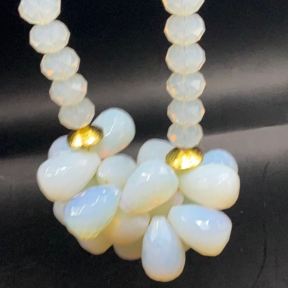 Ornate White Moon Stone and Gold Costume Jewelry Necklace - Picture 4 of 4